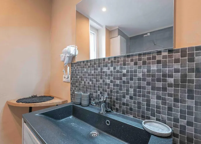 Les Kangourou Apartment *